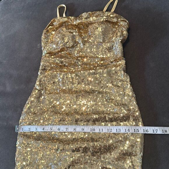 Women’s Gold Sequined Short Homecoming Dress Ruffle Hem Corset Back Size 2 NEW - Picture 9 of 14